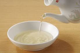 Trị mụn đầu đen cho da nhờn tri mun