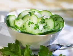 Làm trắng da với mặt nạ dưa chuột Làm trắng da với mặt nạ dưa chuột