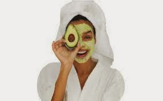 Trị mụn bọc với mặt nạ bơ