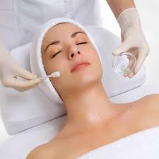 Mụn bọc cần được sát khuẩn