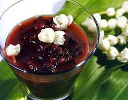 Làm đẹp da với nước đậu đen