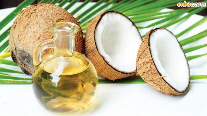Làm đẹp với dầu dừa Làm đẹp với dầu dừa