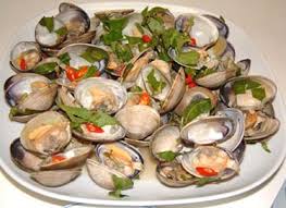 Mụn Trứng cá hạn chế ăn nghêu